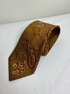 Fendi Silk Tie in Paisley Design In Red, Tan and brown Pattern Vintage